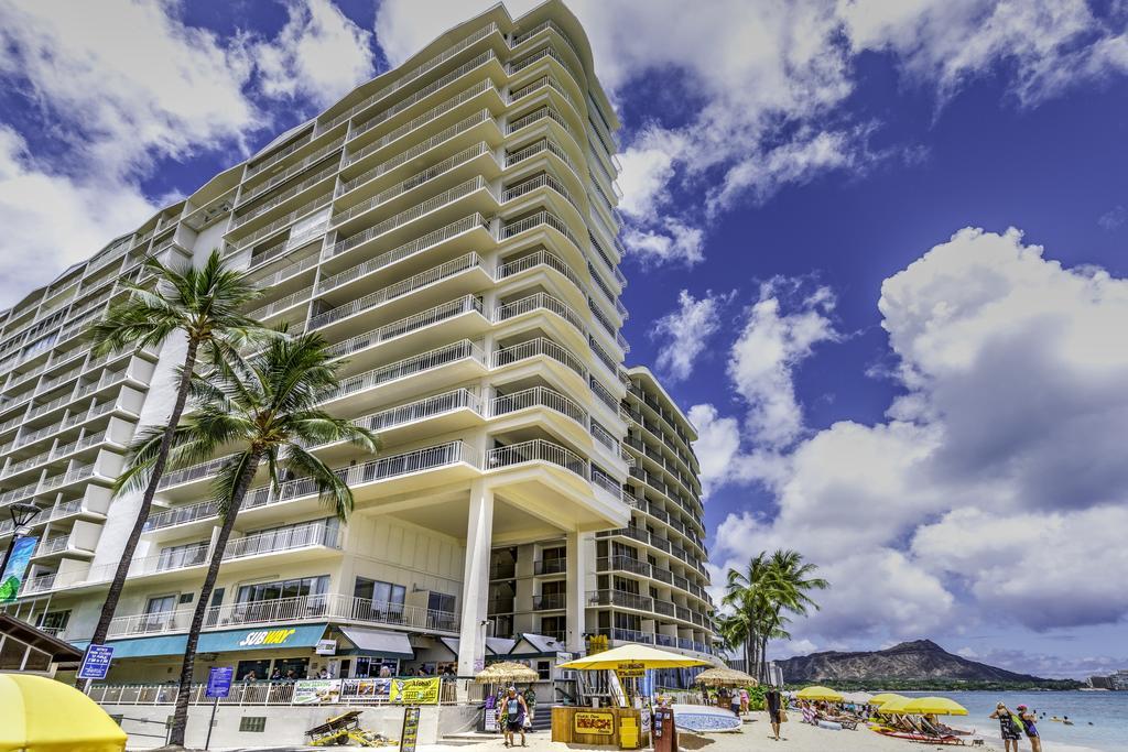 Waikiki Shore 515 Beachfront & Upgrade Apartment Honolulu Bagian luar foto